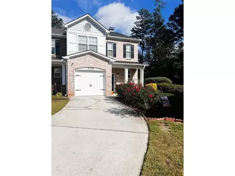 3393 Fernview Dr, Lawrenceville, GA 30044