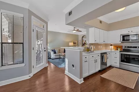 3777 Peachtree Rd NE #1214, Atlanta, GA 30319