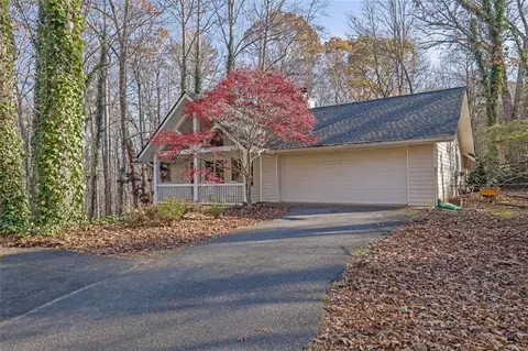 136 Hickory Hills Dr, Dawsonville, GA 30534