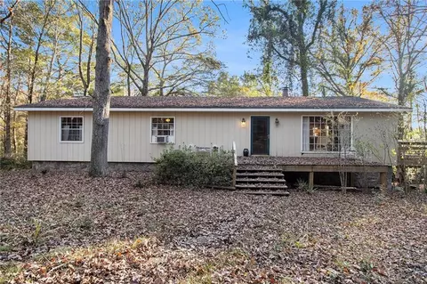 685 Lang Cir, Covington, GA 30014