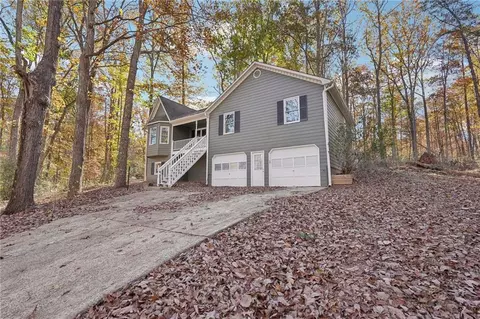821 White Stag Ln, Canton, GA 30115