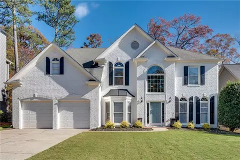 3805 Summergrove Lndg, Suwanee, GA 30024