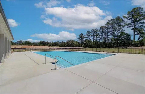 606 Somerset Ct, Loganville, GA 30052