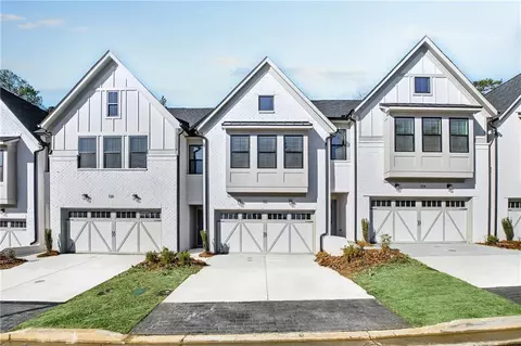 132 Briargate Dr, Johns Creek, GA 30097