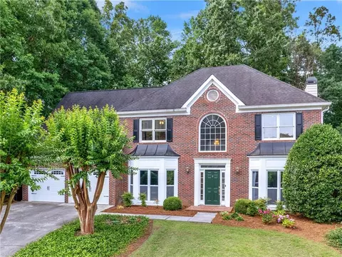 6079 Braidwood Bnd NW, Acworth, GA 30101
