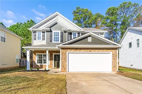 385 Parkmont Way, Dallas, GA 30132