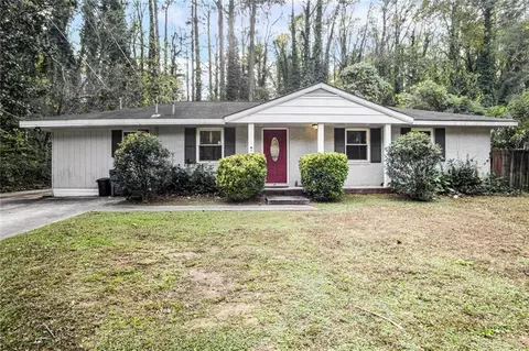 1002 Creekdale Dr, Clarkston, GA 30021