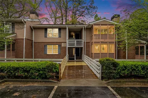 261 Quail Run, Roswell, GA 30076