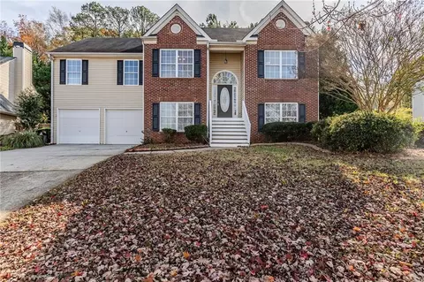 323 Berkley Dr, Villa Rica, GA 30180