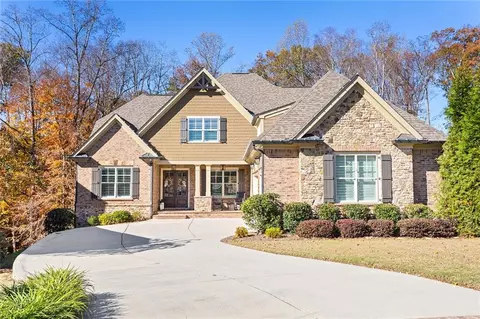 2559 Rock Maple Dr, Braselton, GA 30517