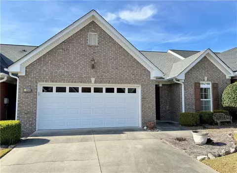 154 Regency Row SW, Calhoun, GA 30701
