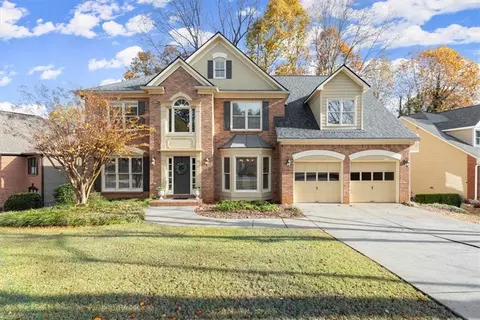 280 Tumbling Creek Dr, Alpharetta, GA 30005