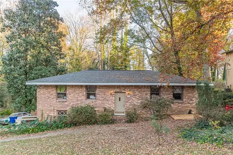 3933 English Oak Dr, Atlanta, GA 30340