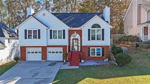 140 Oak Vista Ct, Lawrenceville, GA 30044