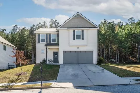 7215 Sanctuary St, Fairburn, GA 30213
