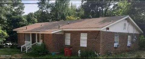 Undisclosed, Macon, GA 31206