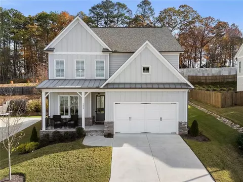 1834 Grand Oaks Ln, Woodstock, GA 30188