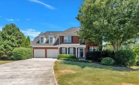 24 Prestwick Loop NW, Cartersville, GA 30120
