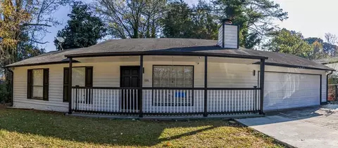 626 Dickens Rd NW, Lilburn, GA 30047