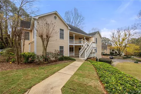 2601 Vineyard Way SE, Smyrna, GA 30082