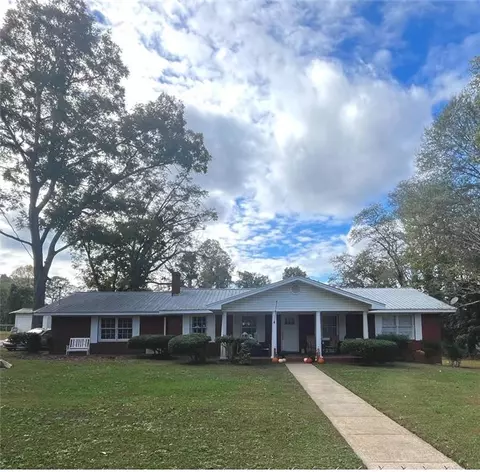 308 Carrollton St, Buchanan, GA 30113