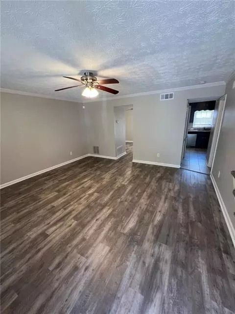 2180 Kings Gate Cir, Snellville, GA 30078