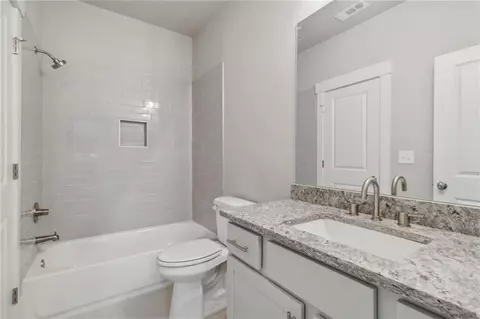 Bath - 9 Ewing Way, Monroe, GA 30656 photo 6 of 6