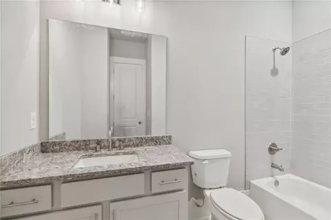 Bath - 9 Ewing Way, Monroe, GA 30656 photo 4 of 6