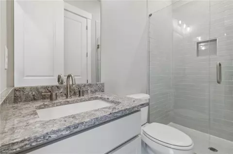 Bath - 9 Ewing Way, Monroe, GA 30656 photo 5 of 6