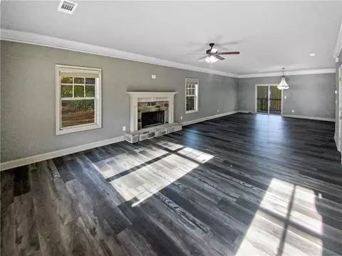 60 Hammock Dr, Covington, GA 30016 photo 3