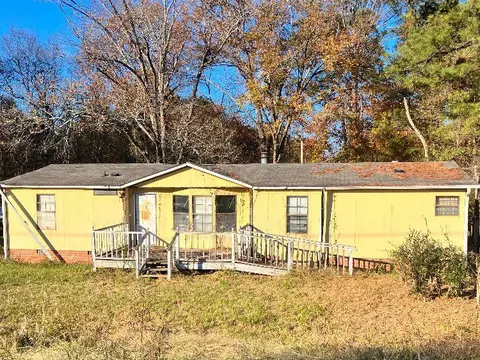 4430 Homestead Dr SE, Acworth, GA 30102