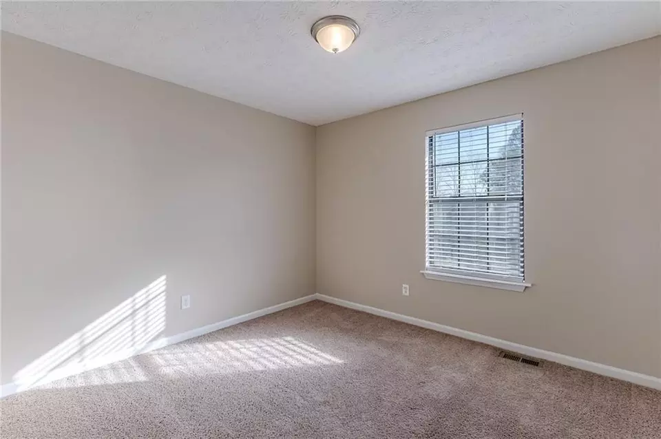  1715 Liberty Trl, Lithia Springs, GA 30122 photo 17