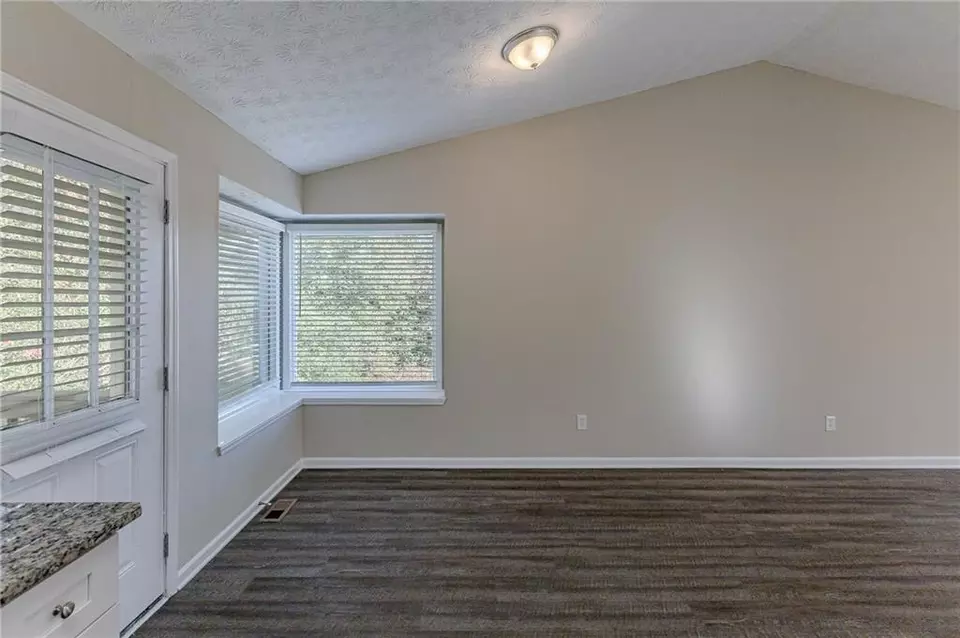  1715 Liberty Trl, Lithia Springs, GA 30122 photo 6