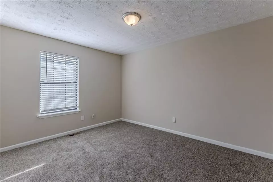  1715 Liberty Trl, Lithia Springs, GA 30122 photo 15