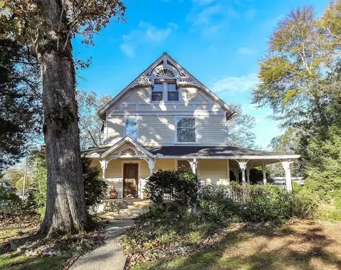 344 Bowdon St, Tallapoosa, GA 30176