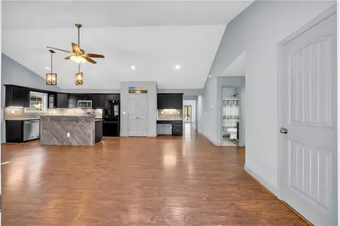 Entry Way - 612 Harry Mccarty Rd, Bethlehem, GA 30620 photo 1 of 8