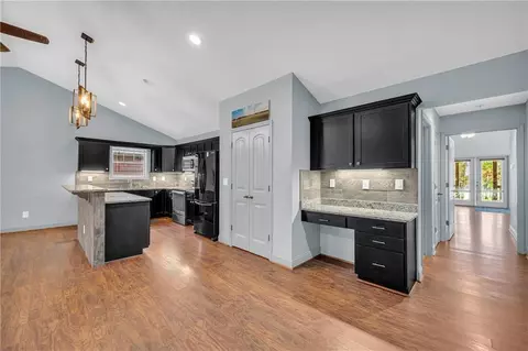 Entry Way - 612 Harry Mccarty Rd, Bethlehem, GA 30620 photo 3 of 8