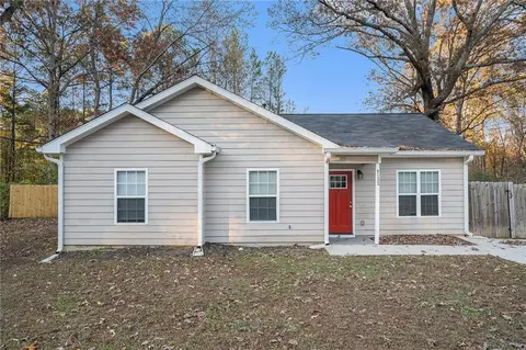 9132 Thrash St SW, Covington, GA 30014