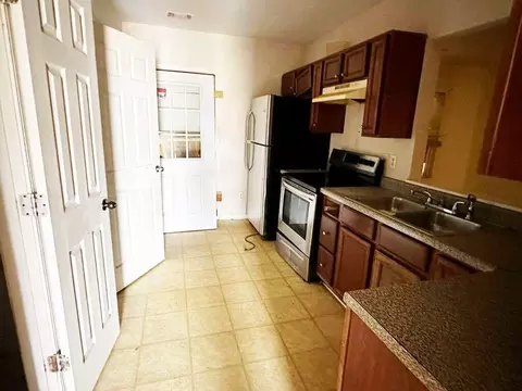 926 Old Ml #E, Monroe, GA 30655 photo 3