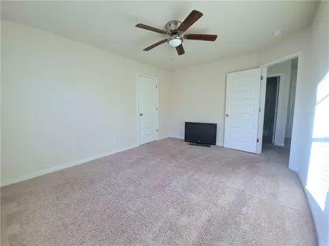 Bedroom - 2406 Foxy Dr, Bethlehem, GA 30620 photo 4 of 5