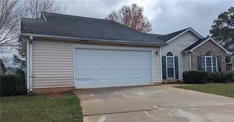 405 Northwind Pl, Stockbridge, GA 30281