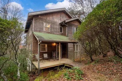 198 Hollow Log Trl, Ellijay, GA 30536