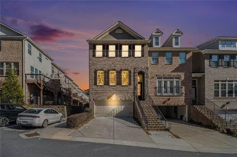 4017 Townsend Ln, Dunwoody, GA 30346