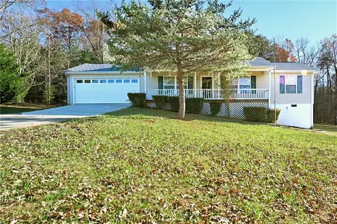 39 Edna Dr, Cleveland, GA 30528