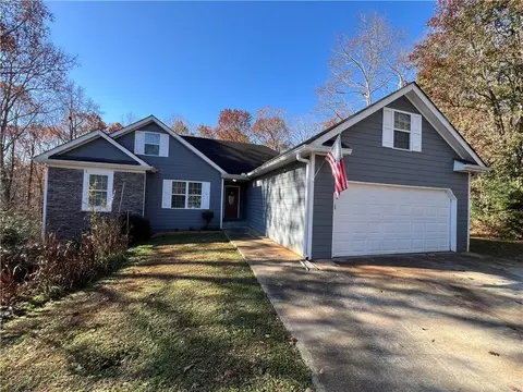6324 Shady Grove Ln, Flowery Branch, GA 30542