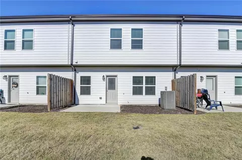 Exterior - 1124 Lossie Ln, Grayson, GA 30017 photo 6 of 6
