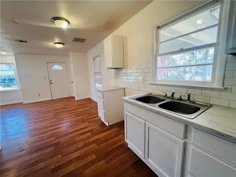 5494 Alder Dr, Forest Park, GA 30297