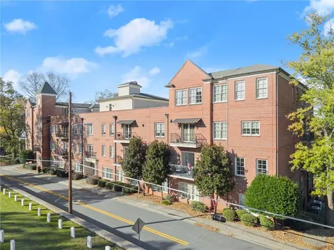 351 Washington Ave NE #302, Marietta, GA 30060