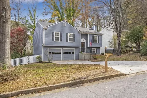 10545 Ash Rill Dr, Alpharetta, GA 30022