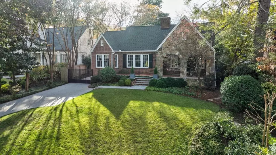 Exterior - 445 Brentwood Dr NE, Atlanta, GA 30305 photo 24 of 27